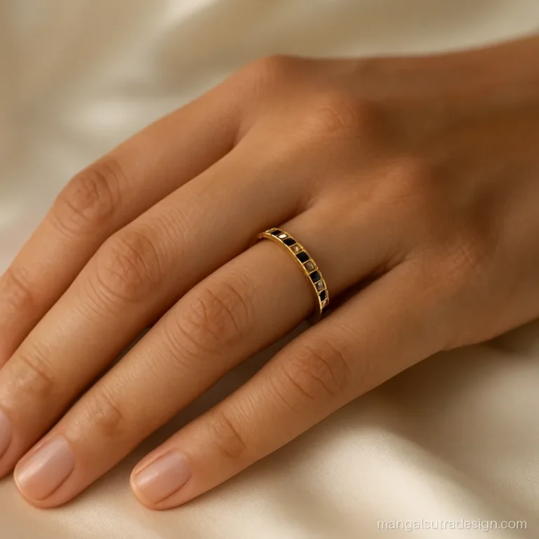 Mangalsutra ring for women with alternating diamonds and black stones