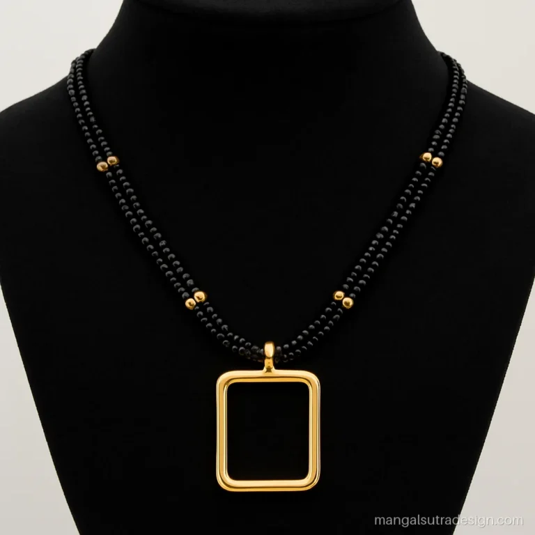 Name wala mangalsutra with an open rectangular gold frame meant for a cutout name